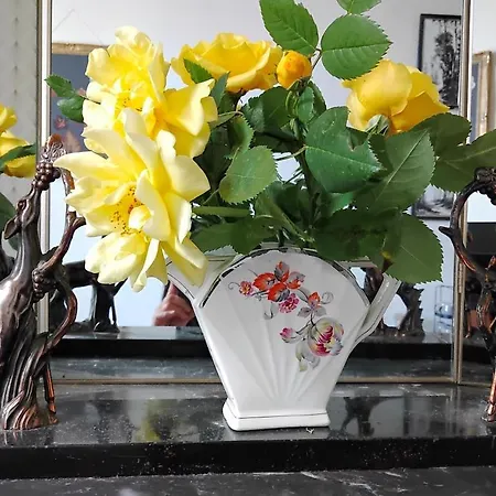 Bed & Breakfast La Maison Botanique 3*