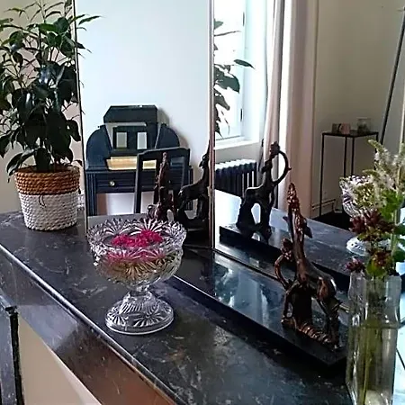 La Maison Botanique Bed & Breakfast 3*