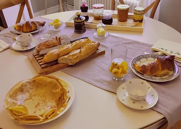 Couette-café La Maison Botanique 3*